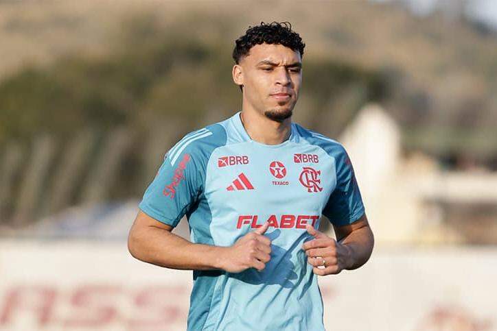 Victor Hugo fora do Fla? Santos busca empréstimo do meia rubro-negro