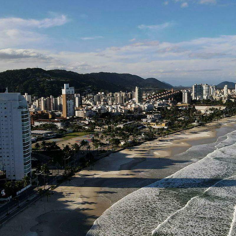 O secretário de Guarujá afirma que o principal objetivo da taxa para entrada de veículos na cidade é minimizar o impacto ambiental causado pela atividade turística