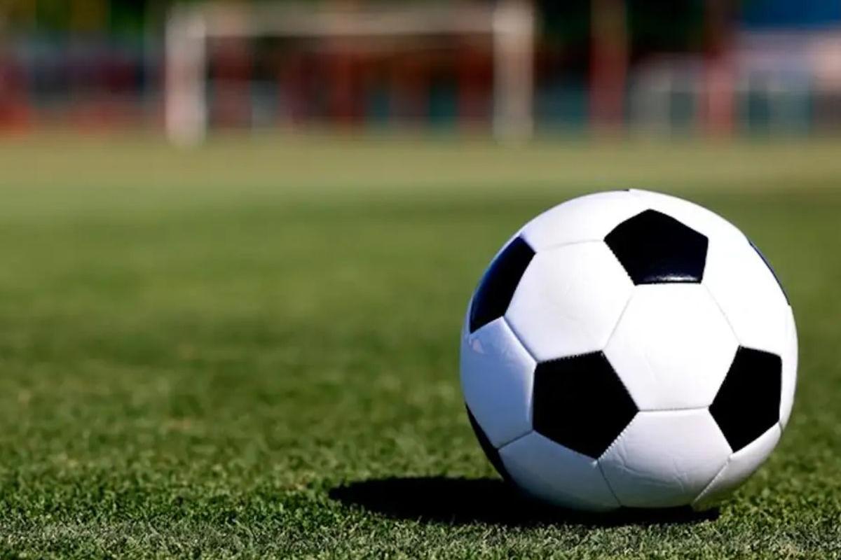 Botafogo e Coritiba tentam ganhar posições no Brasileirão em duelo no Nilton Santos