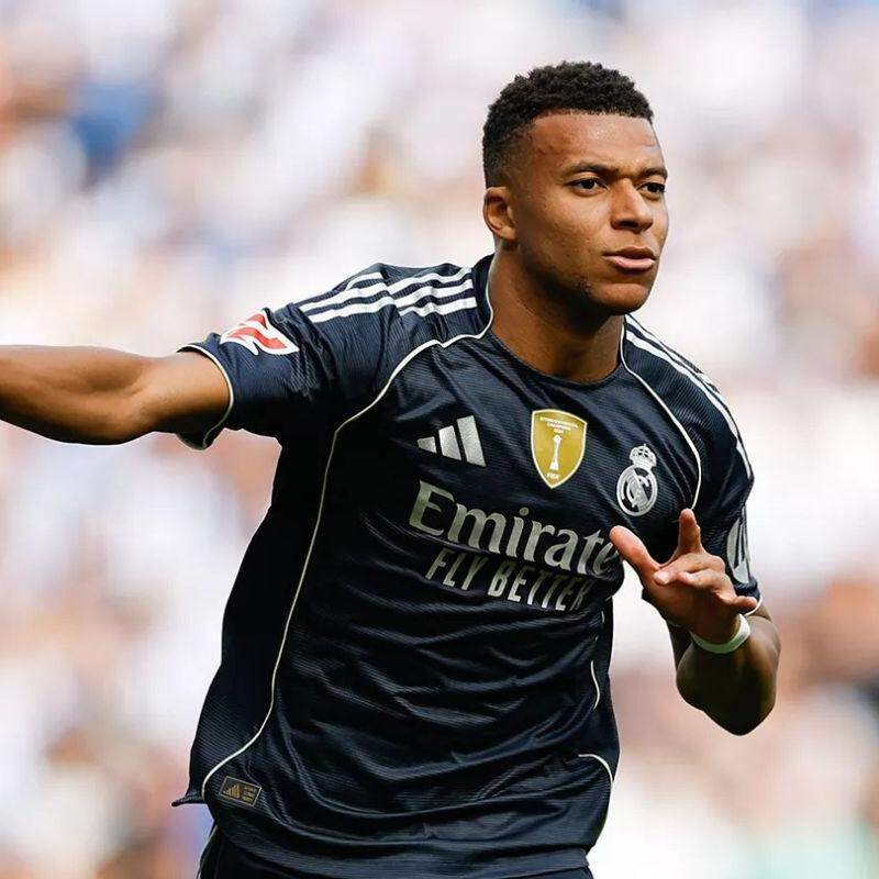 Homem de 18 anos é preso por suspeita de planejar sequestro do astro francês Mbappé