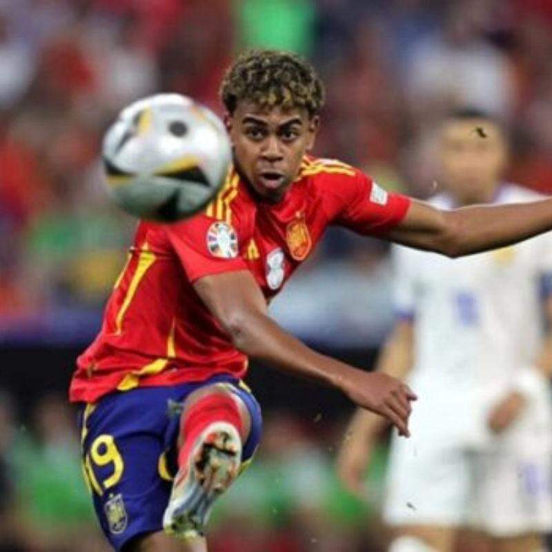 De la Fuente diz que Yamal está pronto para estreia da Espanha: 'Mas não para 90 minutos'