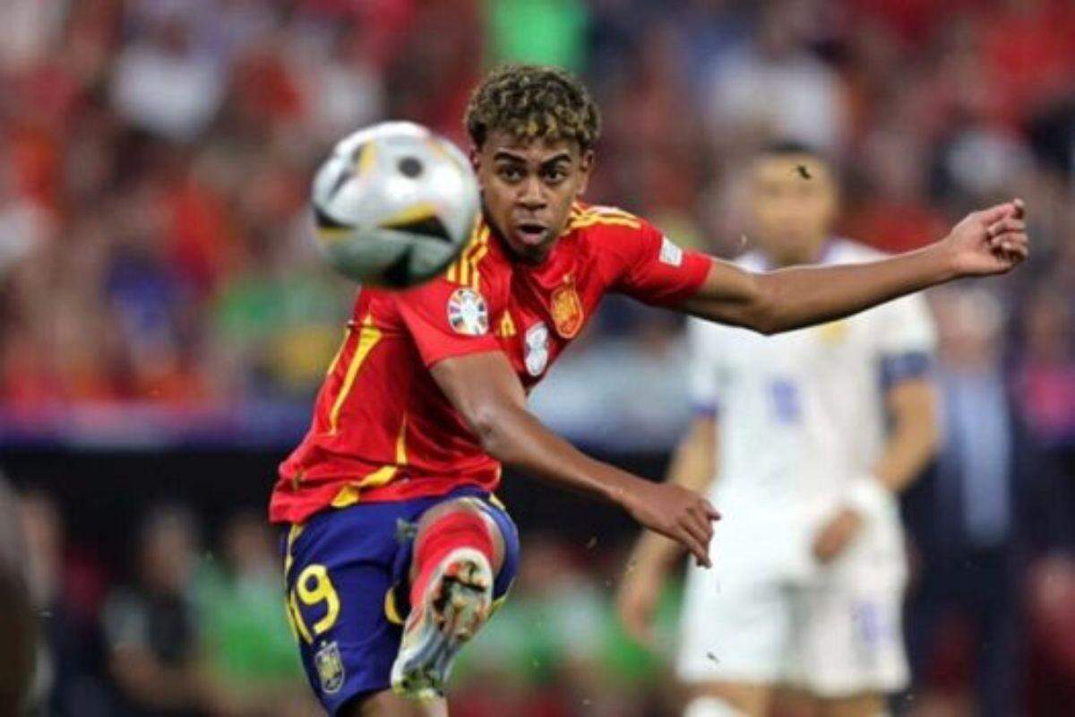 De la Fuente diz que Yamal está pronto para estreia da Espanha: 'Mas não para 90 minutos'