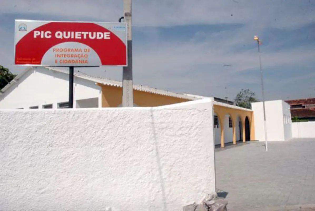 Dupla invadiu unidade de Programa de Integração e Saúde para furtar bebedouro