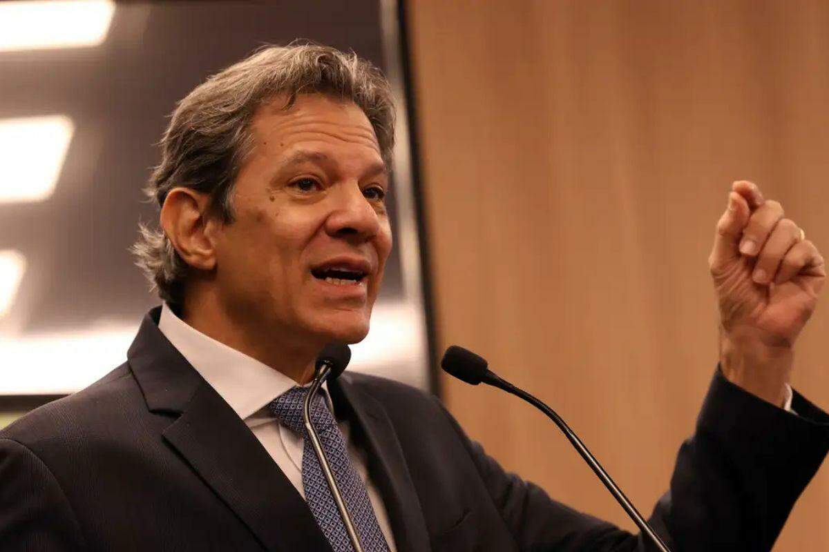 Haddad: Tínhamos estatais que não temos mais e só em 2029 Petrobras pode voltar à distribuição