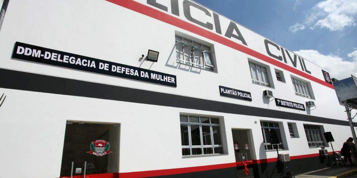 Homem foi detido em ação da Delegacia de Defesa da Mulher (DDM) de Santos