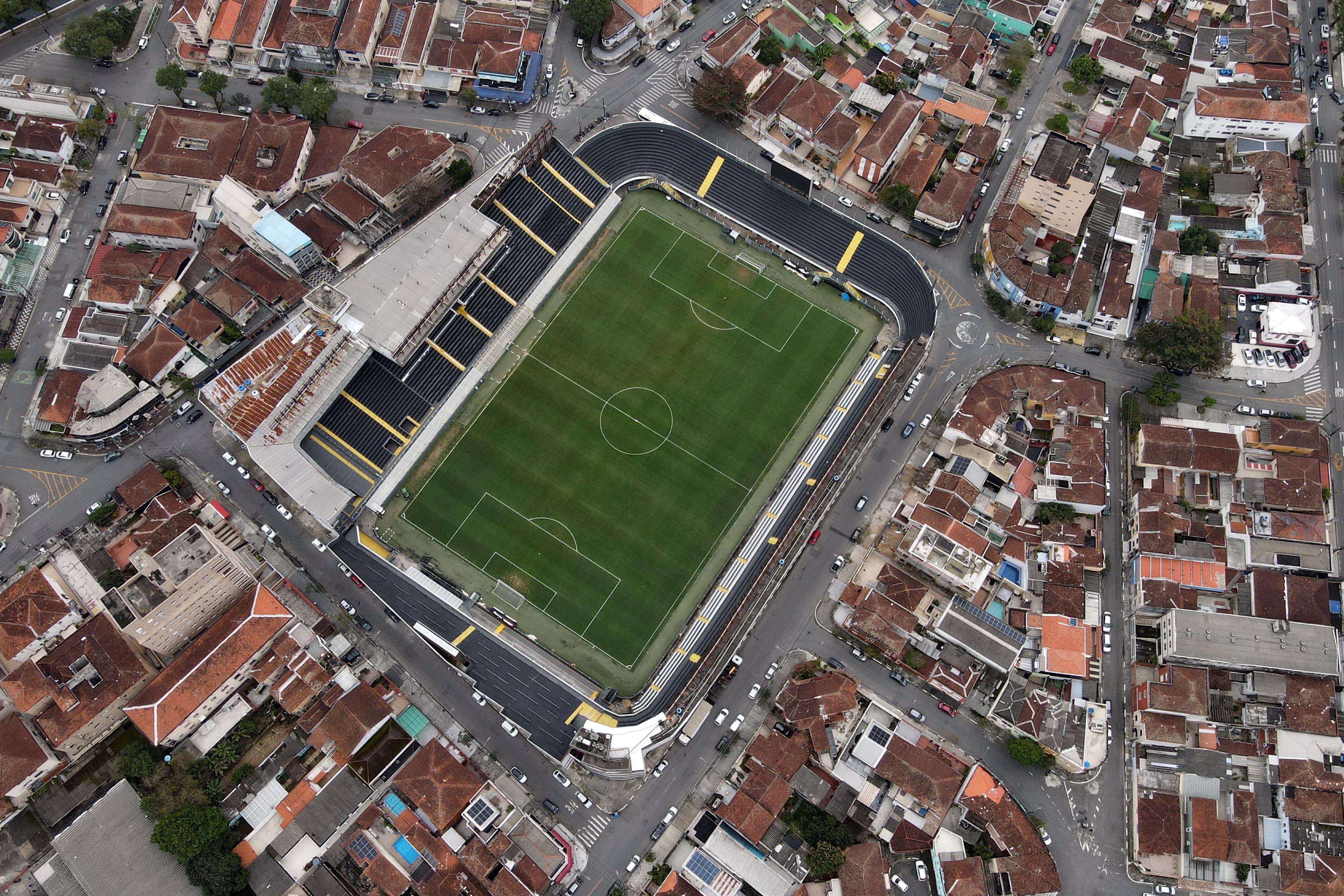 Estádio santista completa 109 anos neste domingo (12)