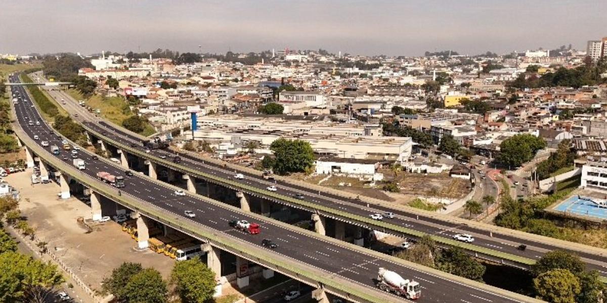 Rodovia dos Imigrantes tem interdições ao longo da semana para obras e passagem de cargas especiais