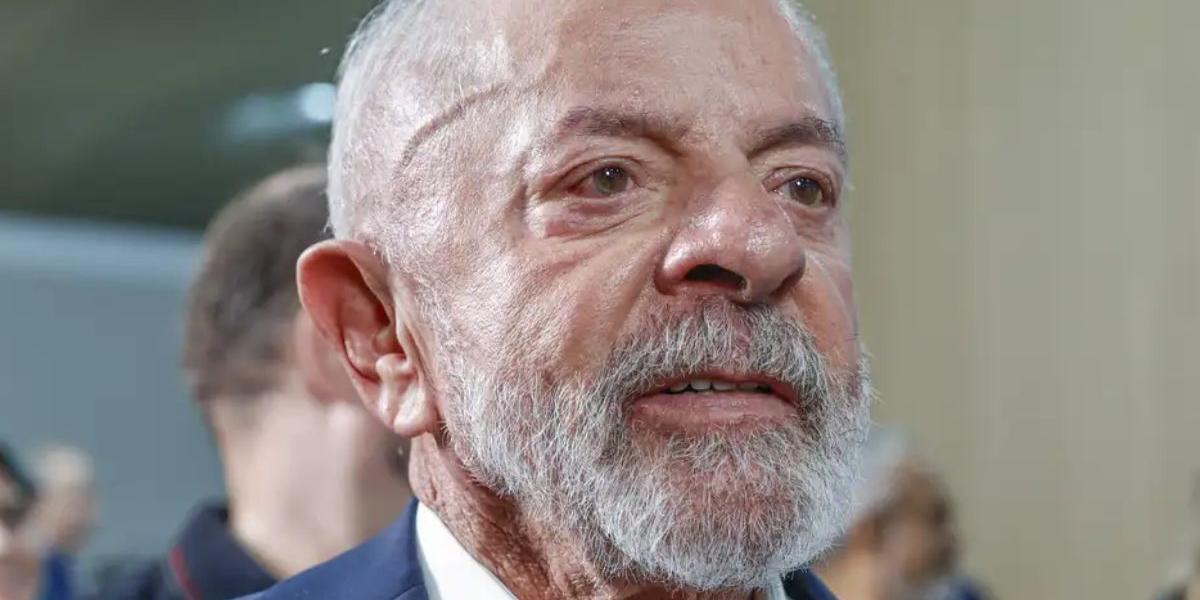  Lula diz que vai anular leilão de GLP e que certame foi 'cretinice' e 'bandidagem'