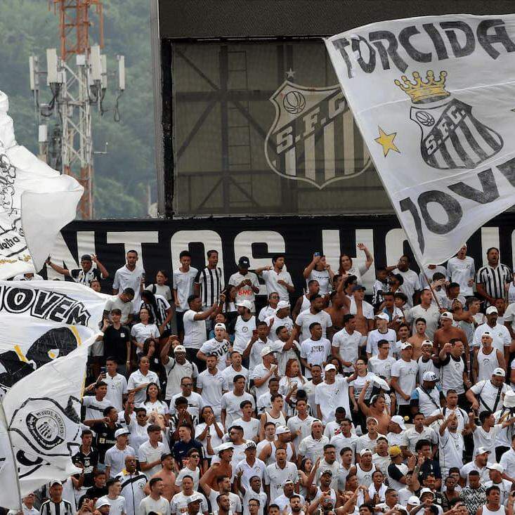 O público geral terá acesso às vendas a partir das 17h, exclusivamente por meio do plano Santos Mais Popular