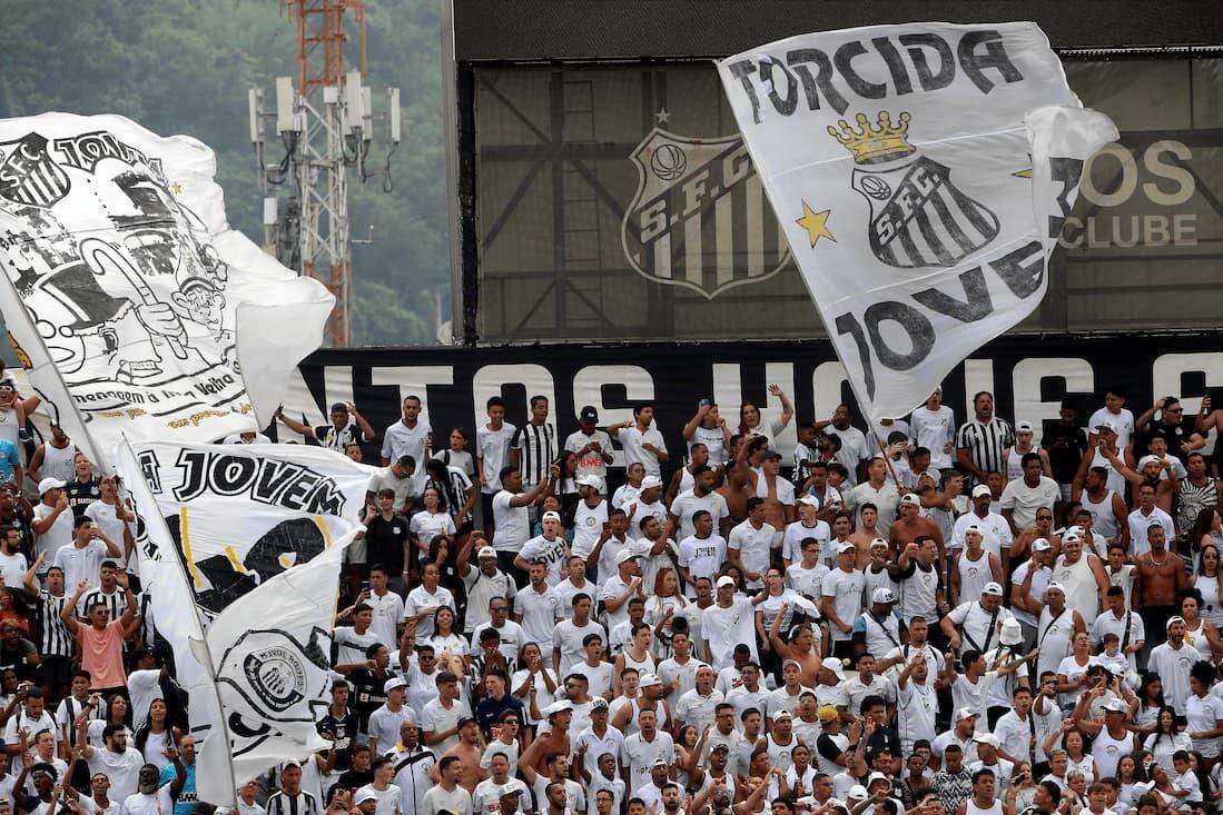 O público geral terá acesso às vendas a partir das 17h, exclusivamente por meio do plano Santos Mais Popular