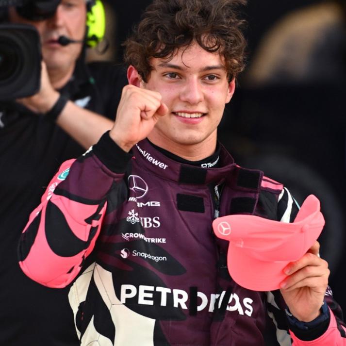 Andrea Kimi Antonelli lidera mundial de pilotos na Fórmula 1