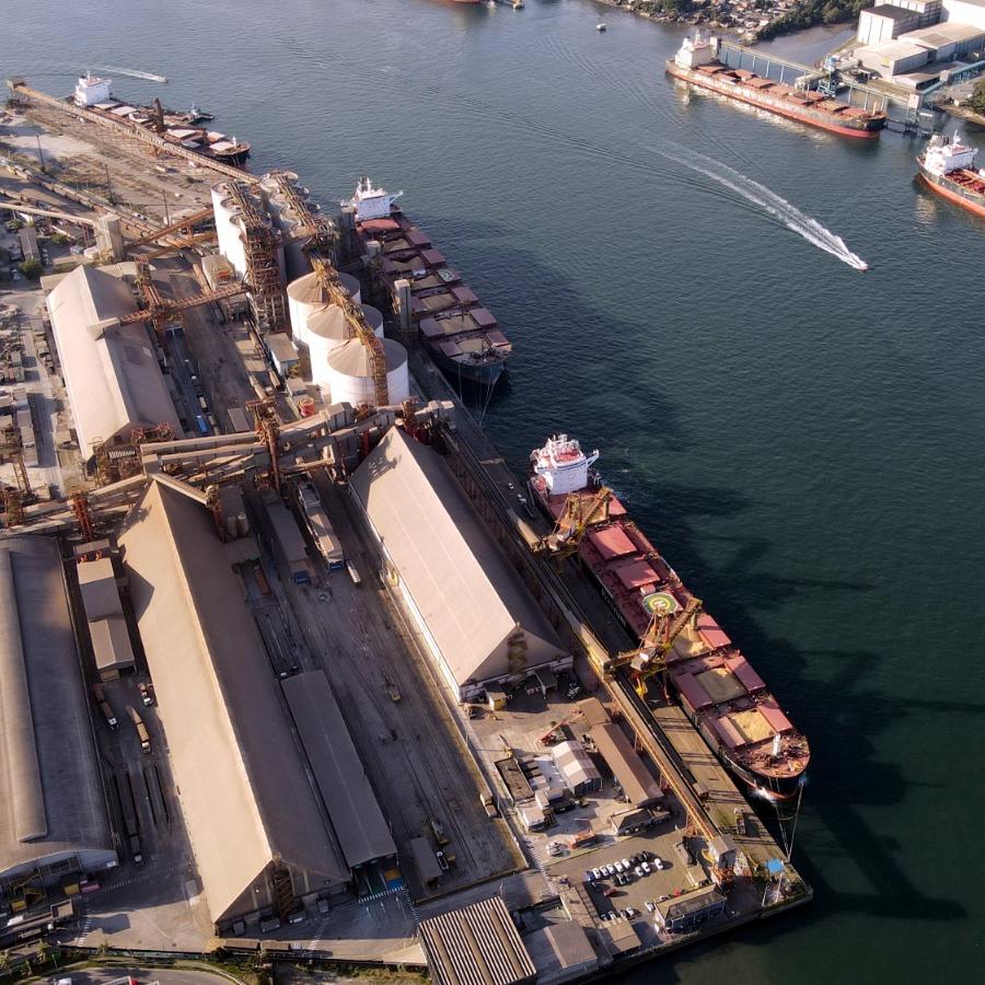 Concession project foresees deepening to 16 meters and later to 17 meters