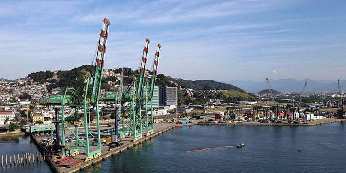O projeto do Tecon Santos 10 é considerado estratégico no PPI desde 2021