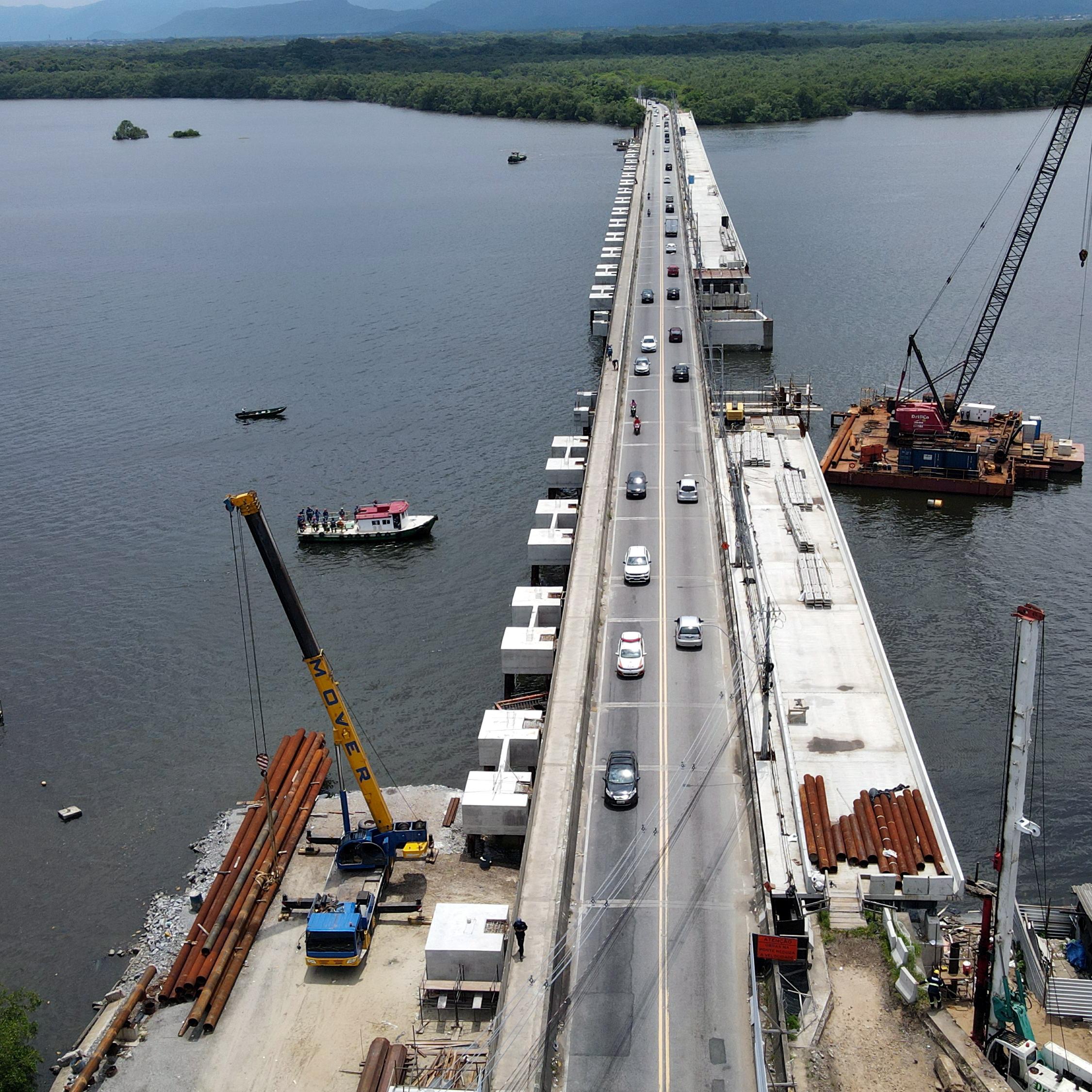 Durante o período de obras, o trânsito funcionará em mão dupla, com desvio provisório pela via ferroviária