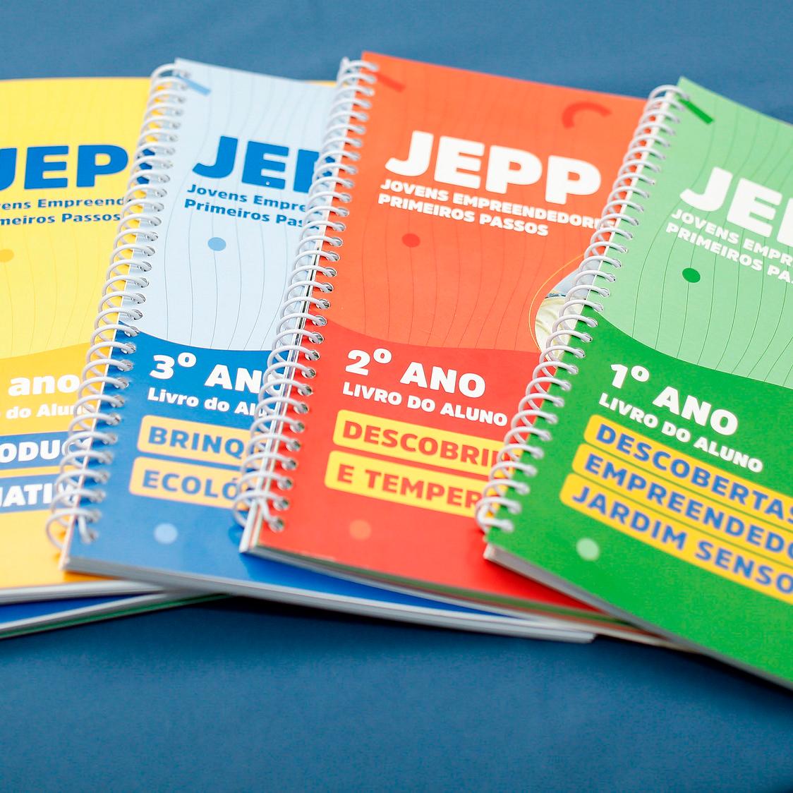 Jovens Empreendedores Primeiros Passos será adotado no Ensino Fundamental da rede santista de ensino