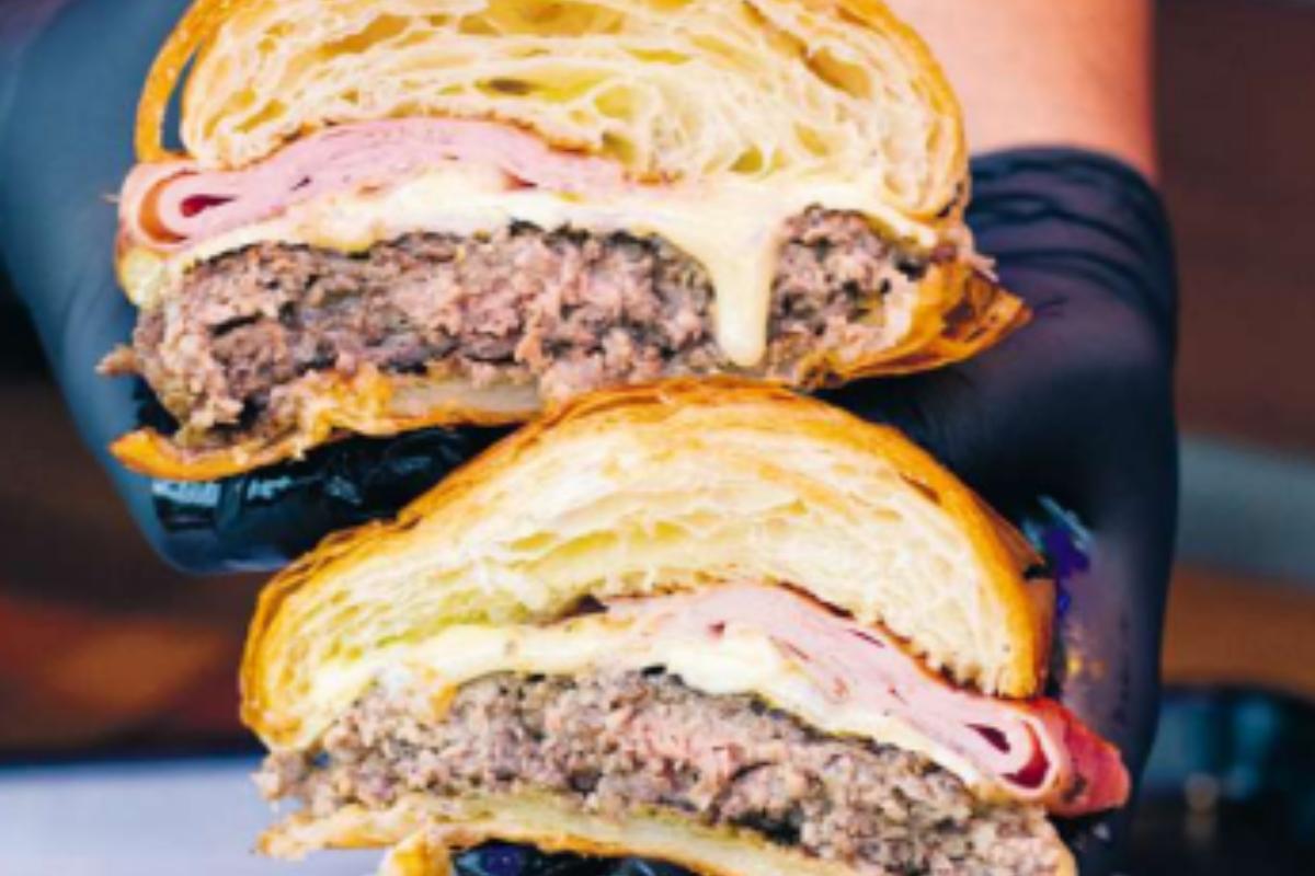 O problema está no excesso calórico, principalmente pela combinação com ingredientes ultraprocessados