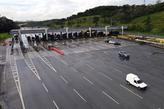 Toll collection booths are not planned for the third lane of Rodovia dos Imigrantes