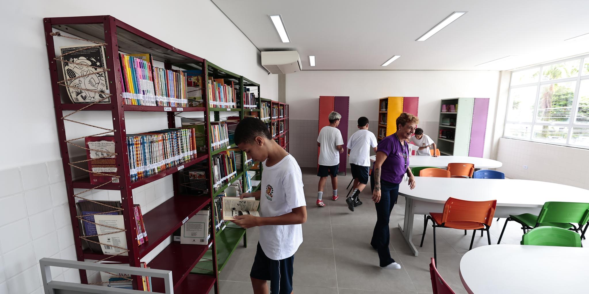 Obra custou R$ 28,9 milhões e receberá alunos do 6º ao 9º ano que estudam na UME Edméa Ladevig