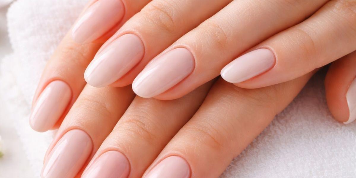 Unhas nas cores nude estão na moda