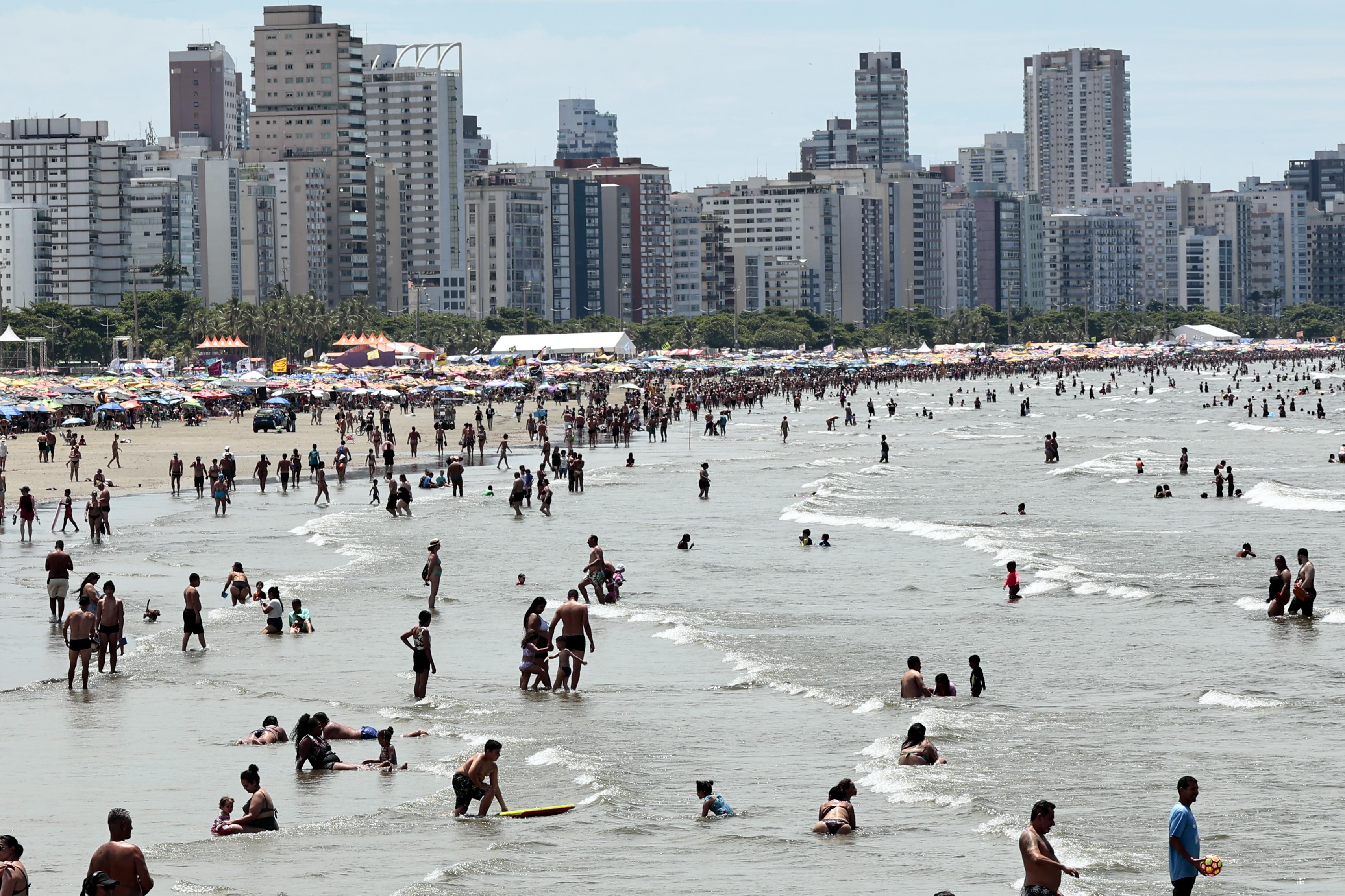 Santos (foto) projeta até 401,4 mil visitantes; esperam ainda mais Guarujá (800 mil) e Praia Grande (600 mil)
