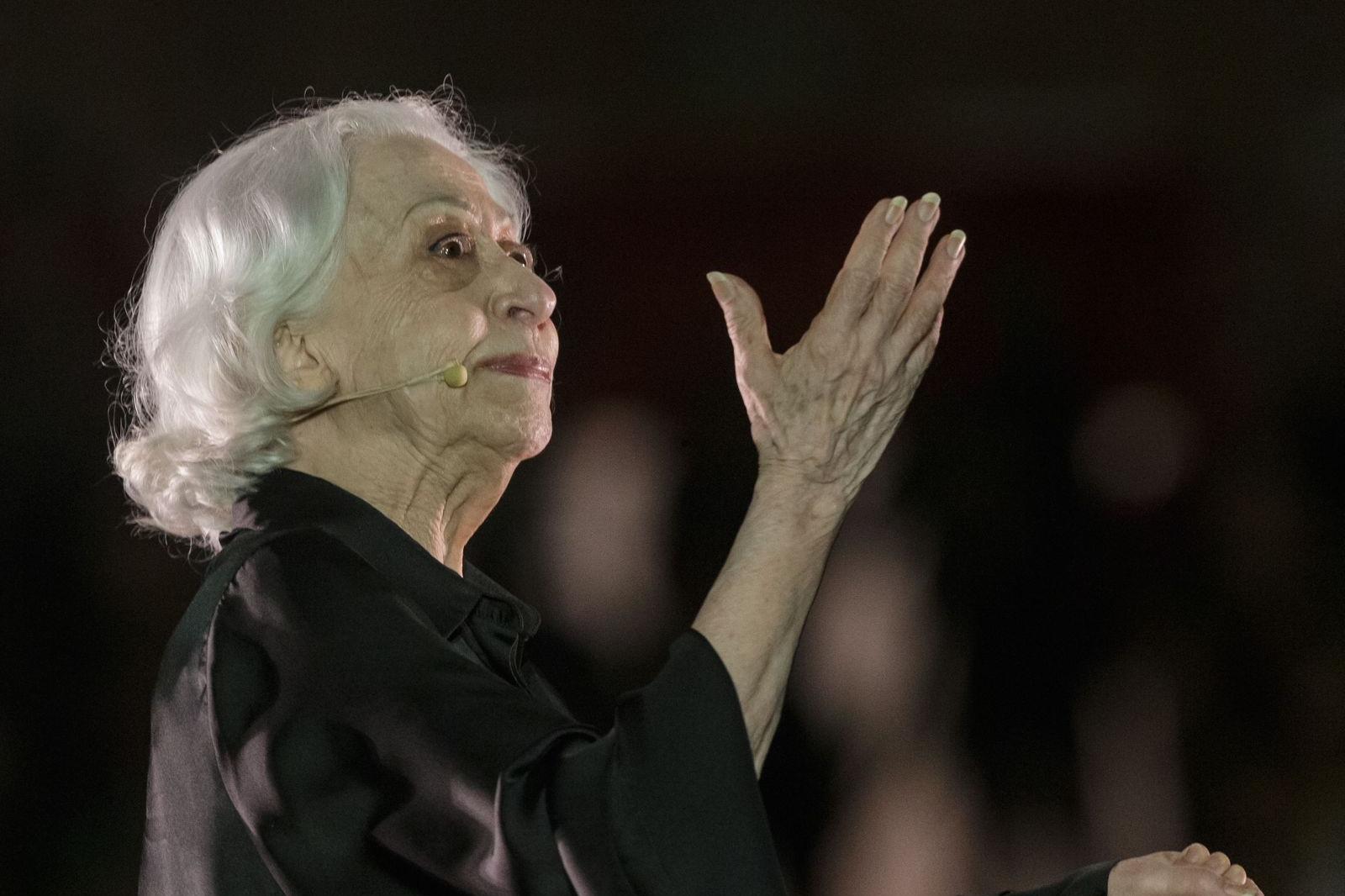 Fernanda bateu recorde com a leitura dramática, ao atrair 15 mil pessoas ao Ibirapuera, em 2024