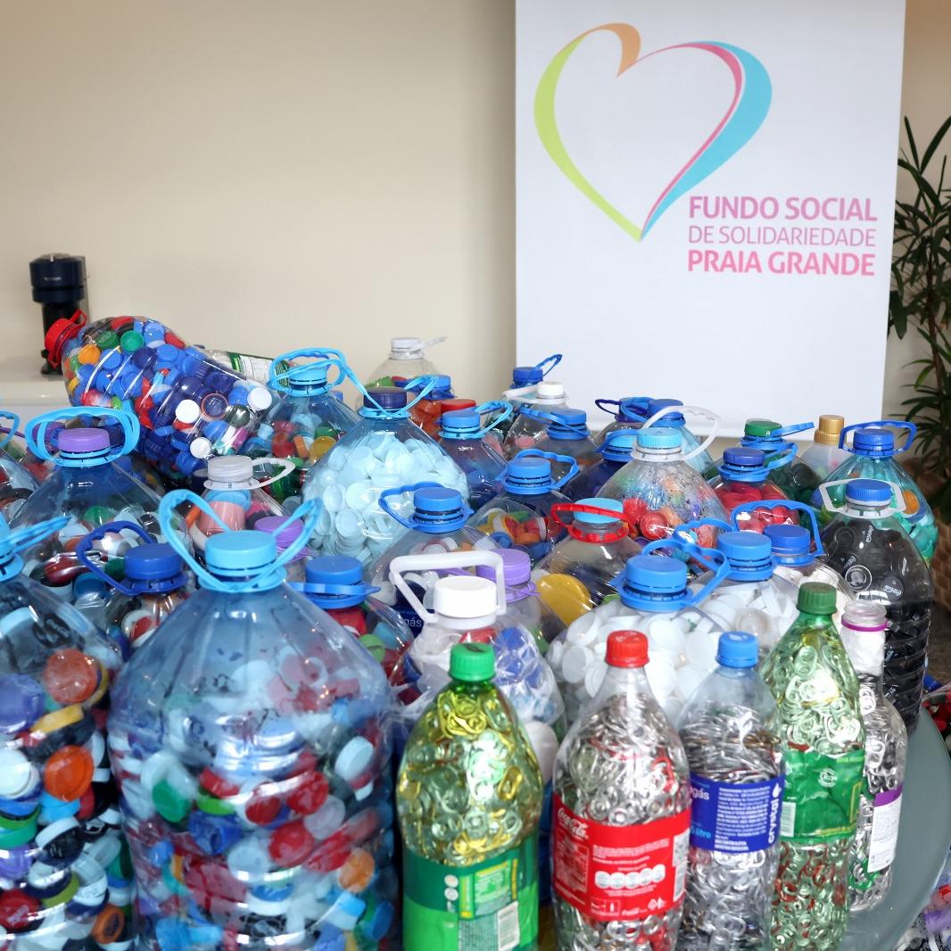 Material recolhido é enviado a empresa de reciclagem para a troca