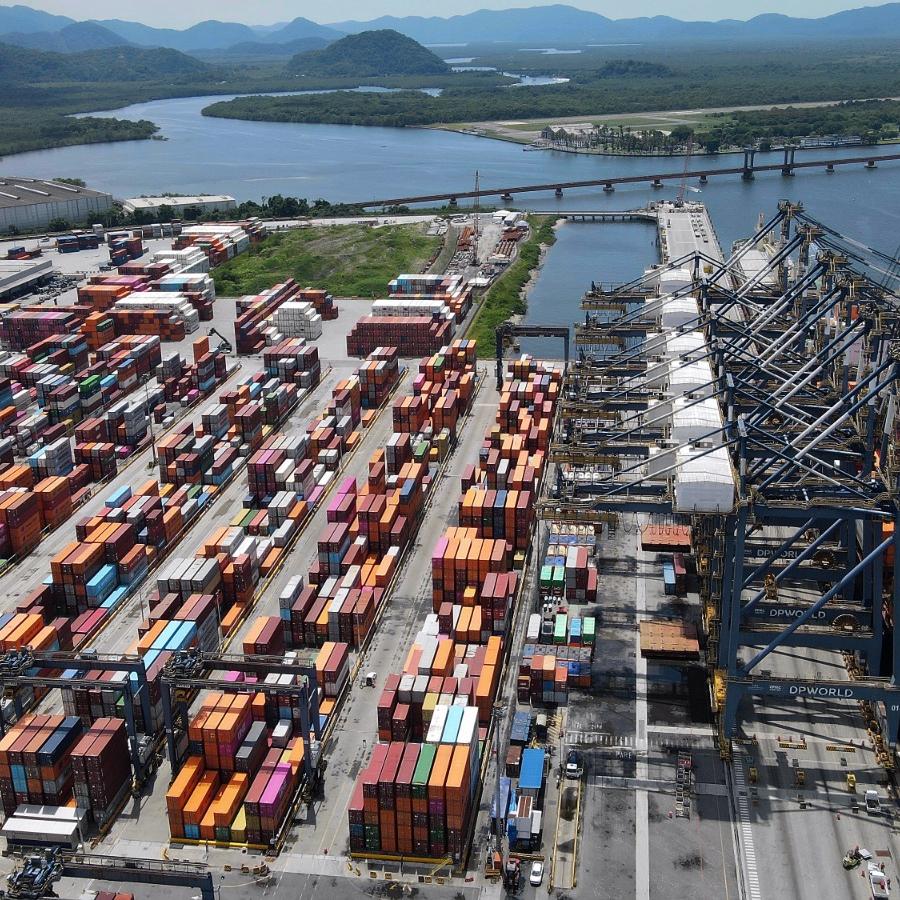 Projeto de Lei 733/2025 sugere, entre outros itens, mudanças em concessões e arrendamentos em portos públicos e no trabalho portuário