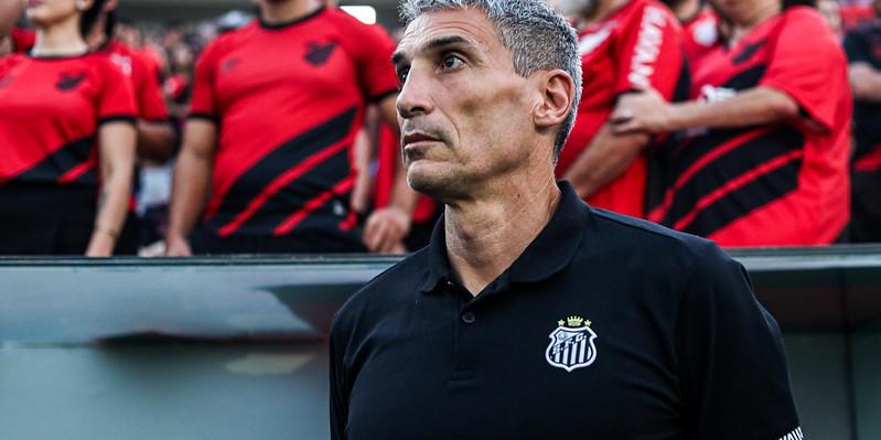 Em três jogos no Brasileirão, o Santos de Juan Pablo Vojvoda ainda não conseguiu vencer