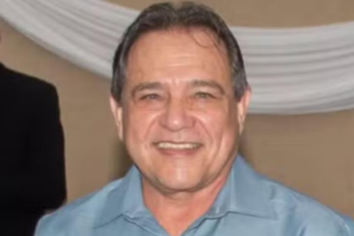 O afastamento cautelar do prefeito de Ribeira permanece válido pelo período inicialmente fixado, enquanto a ação de improbidade administrativa segue em tramitação na Justiça paulista