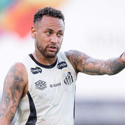 Neymar deve ficar como opção no banco e entrar na etapa final contra o Velo Clube