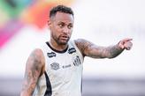 Neymar deve ficar como opção no banco e entrar na etapa final contra o Velo Clube