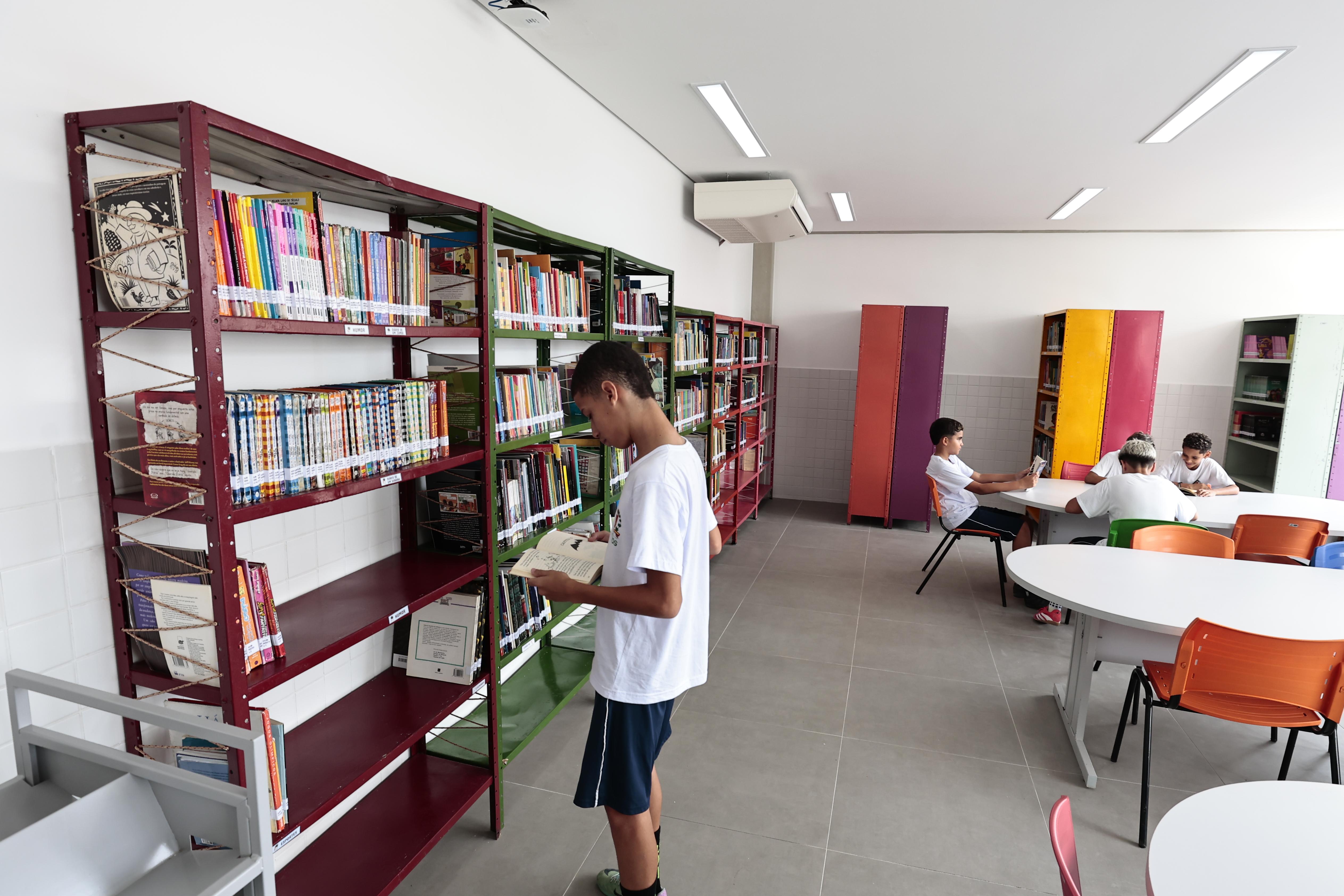 Escola integral tem sido apontada como caminho para promover maior equidade e mais oportunidades