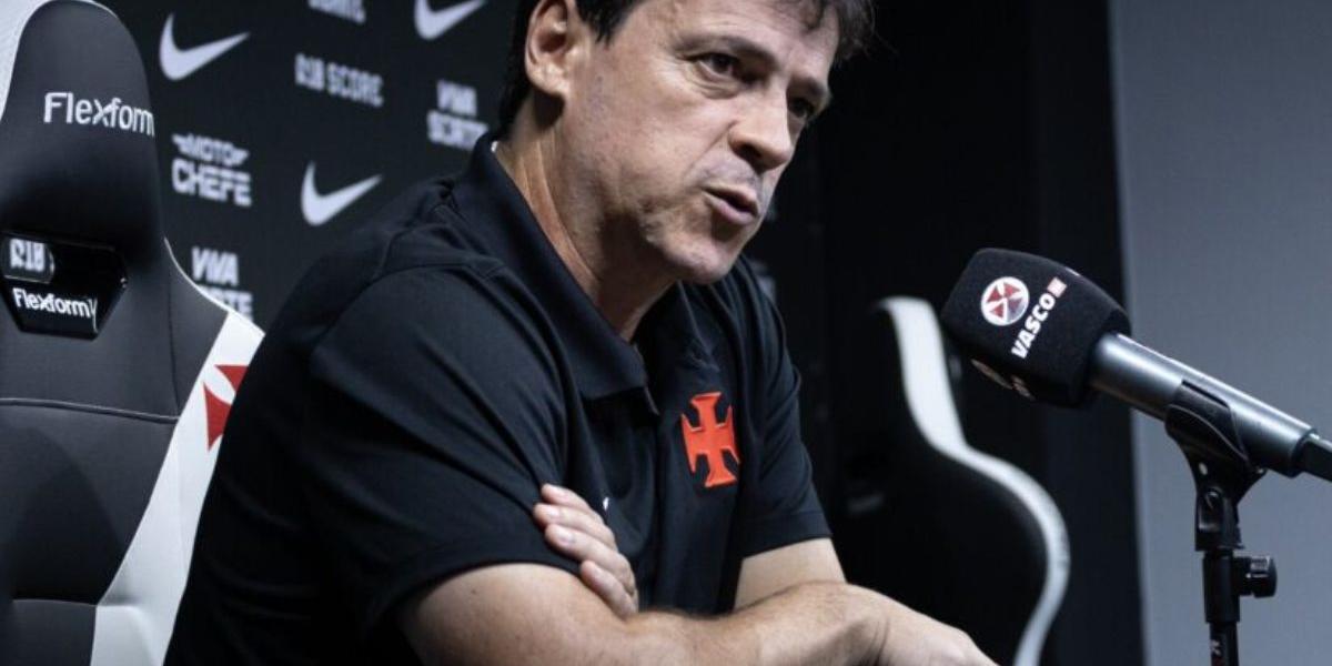 Aos 52 anos, Fernando Diniz estava livre no mercado desde fevereiro, quando foi demitido pelo Vasco