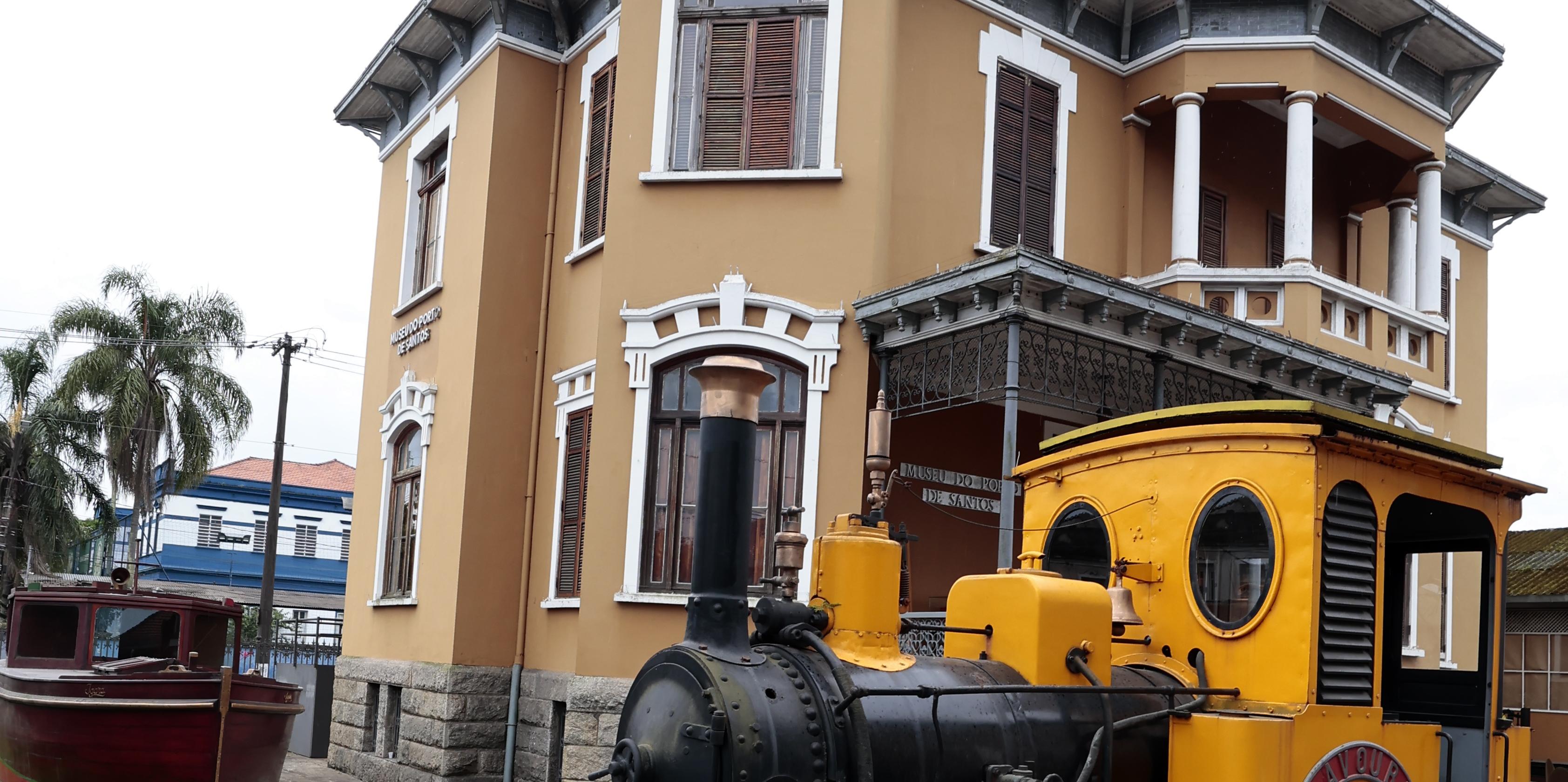 Museu, que mantém acervo histórico, também recebeu exposições