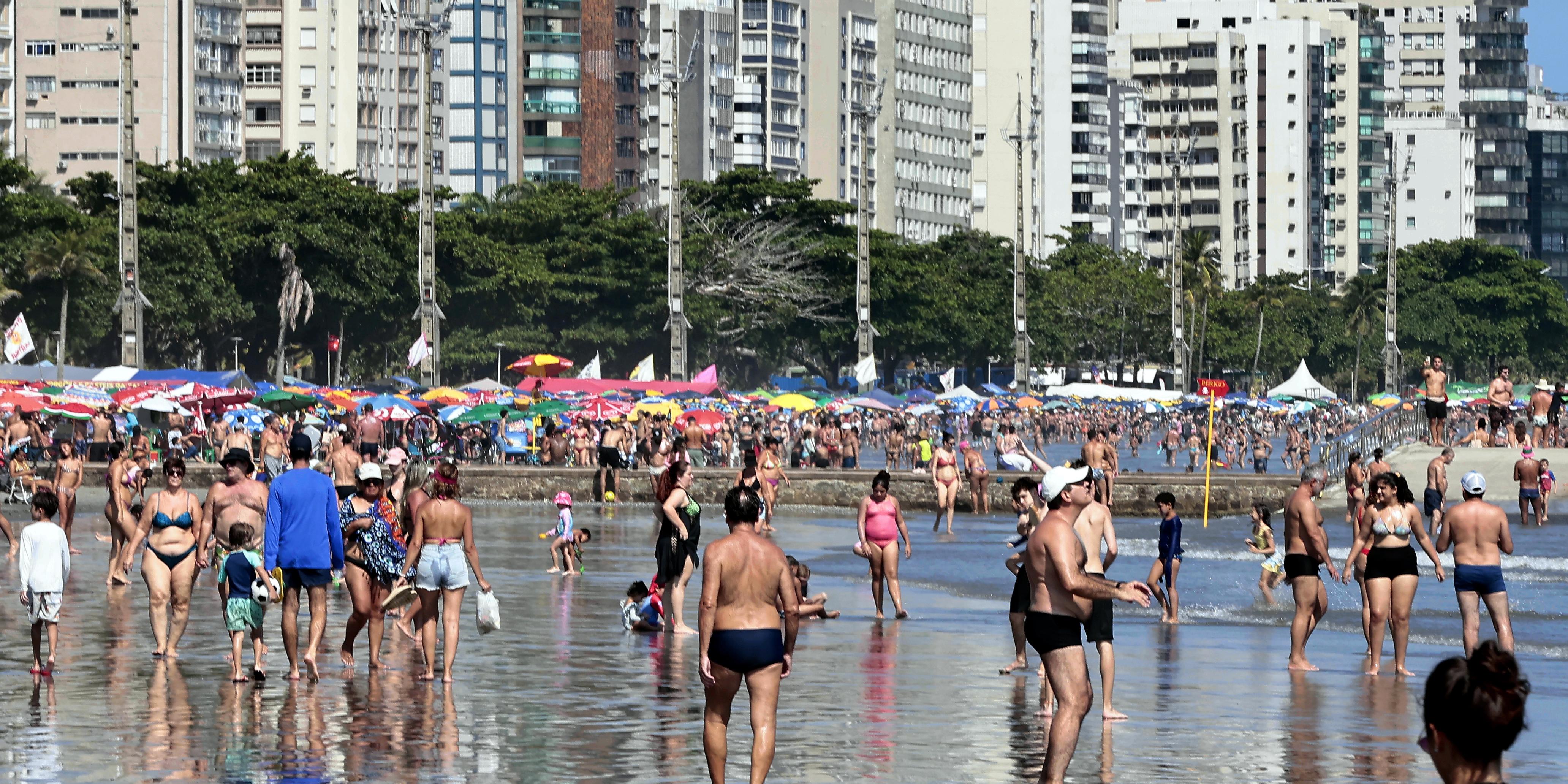 Quem decidiu aproveitar o Carnaval na praia teve sucesso na região