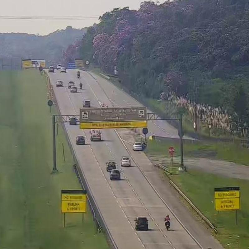 Tráfego nas rodovias promete ser mais intenso nesta terça-feira (17)