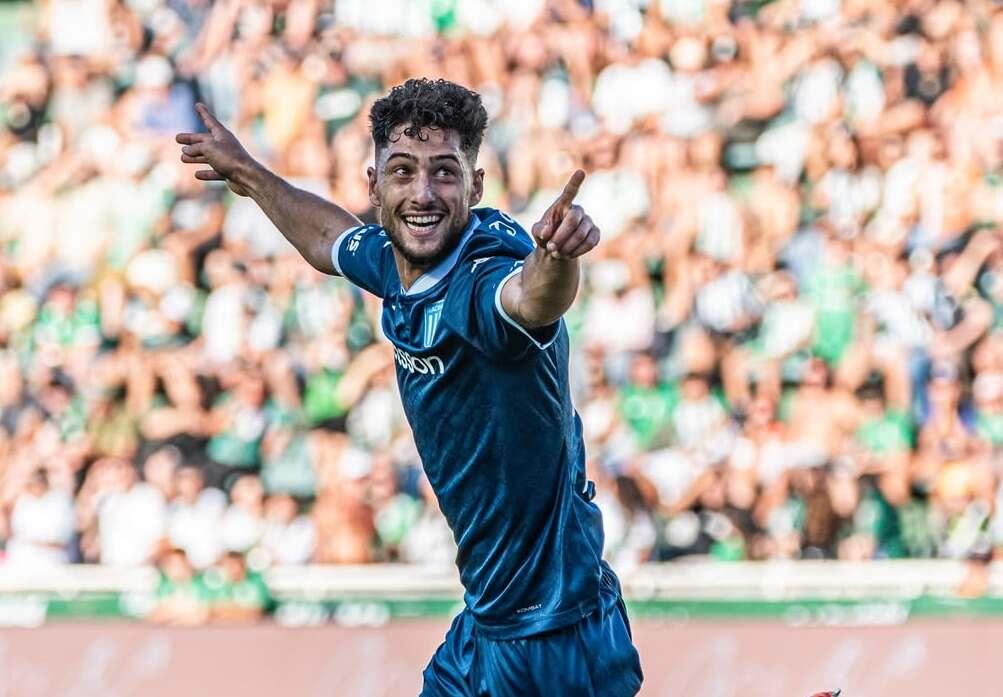 O zagueiro Di Cesare, de 24 anos, era alvo do Santos, mas a negociação foi descartada