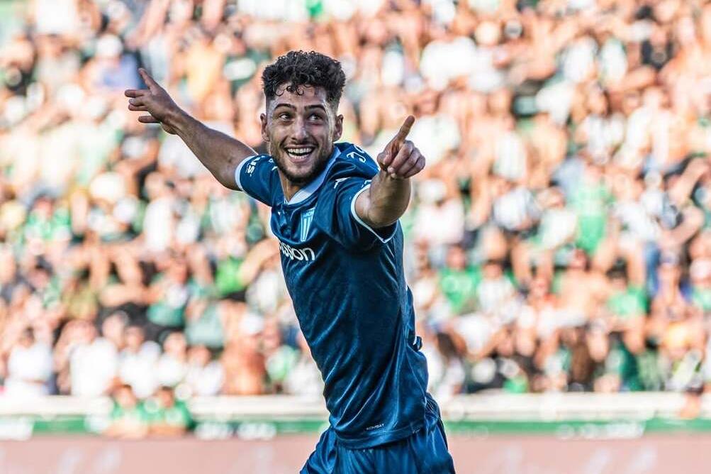 O zagueiro Di Cesare, de 24 anos, era alvo do Santos, mas a negociação foi descartada