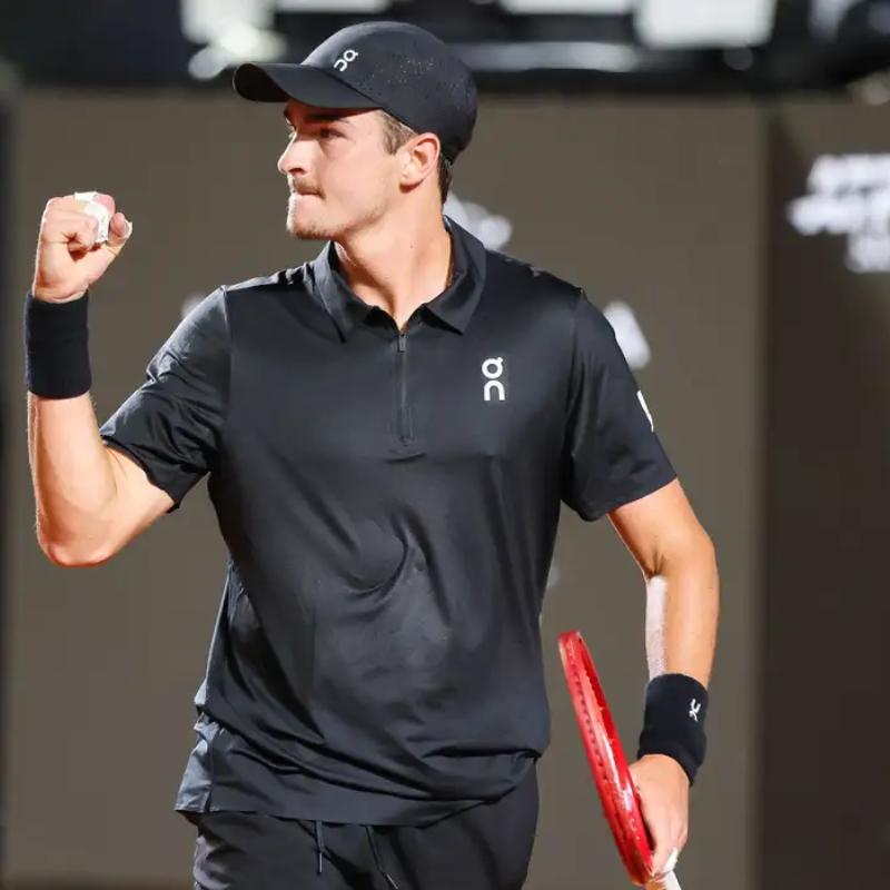 João Fonseca venceu o duelo com Thiago Monteiro