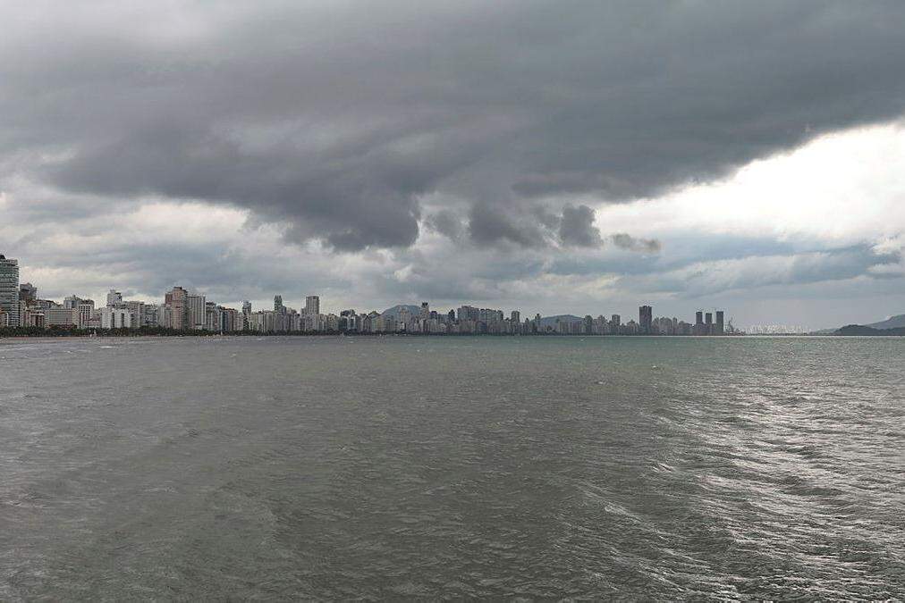 Chuva está prevista para os próximos dias na Baixada Santista