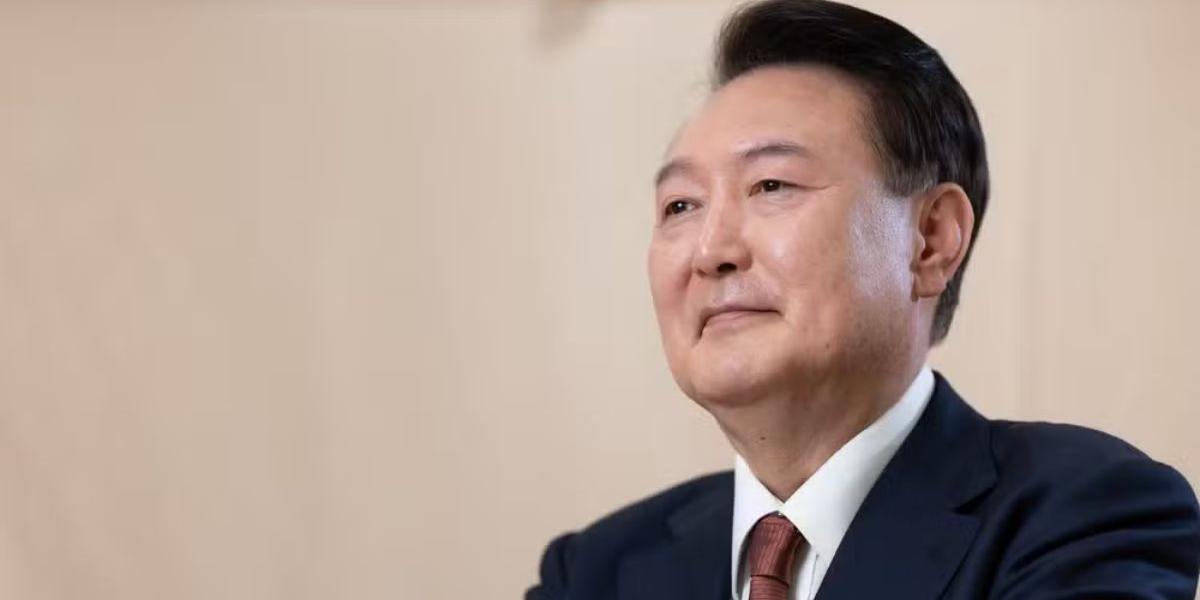 Ex-presidente da Coreia do Sul é condenado à prisão perpétua por impor lei marcial