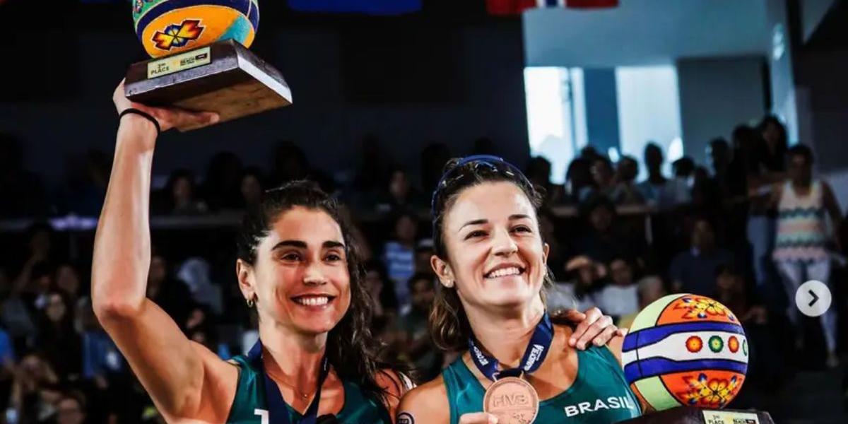 A atleta foi punida pela Federação Internacional de Voleibol (FIVB) por comemorar a prisão do ex-presidente Jair Bolsonaro no Mundial do ano passado