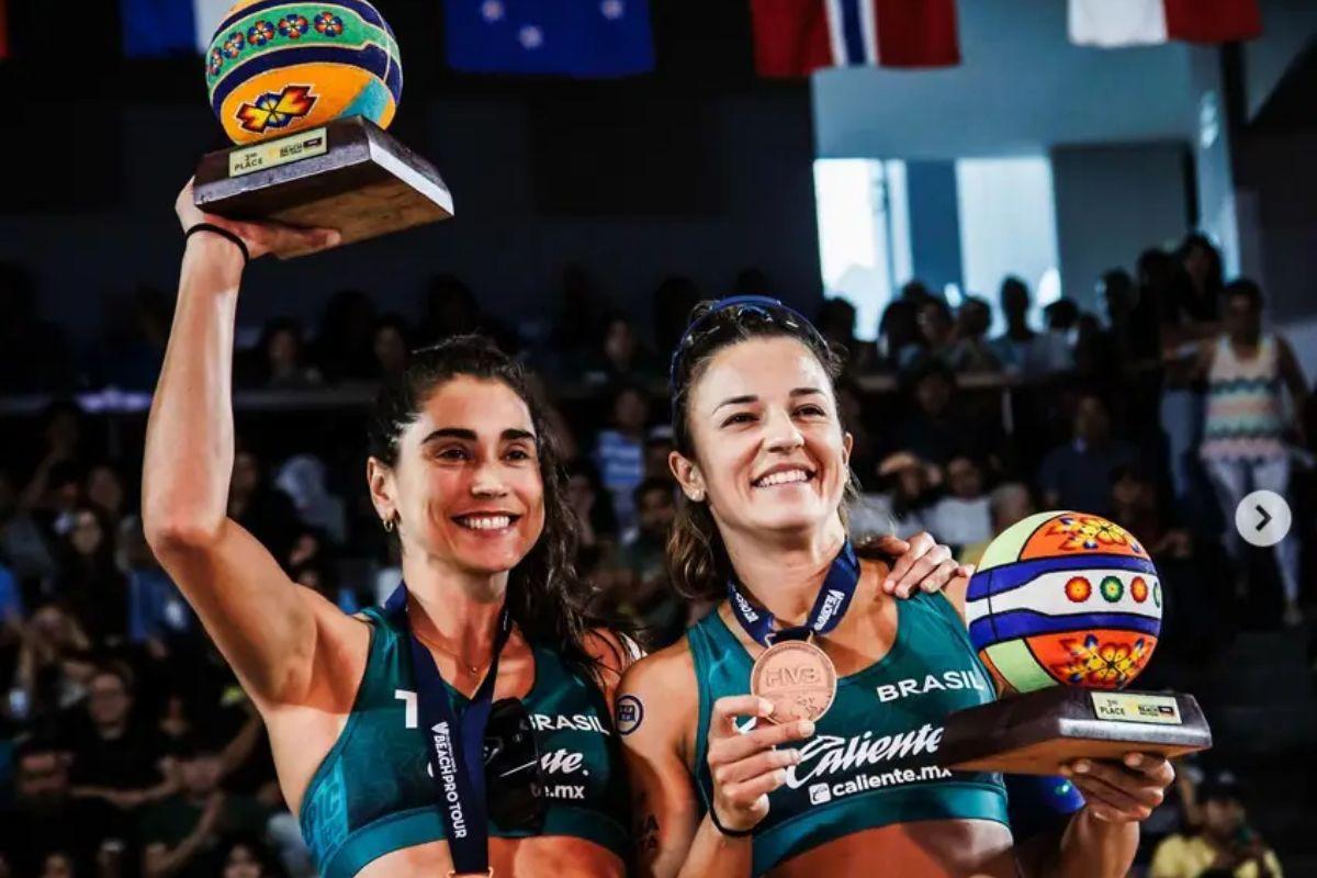 A atleta foi punida pela Federação Internacional de Voleibol (FIVB) por comemorar a prisão do ex-presidente Jair Bolsonaro no Mundial do ano passado