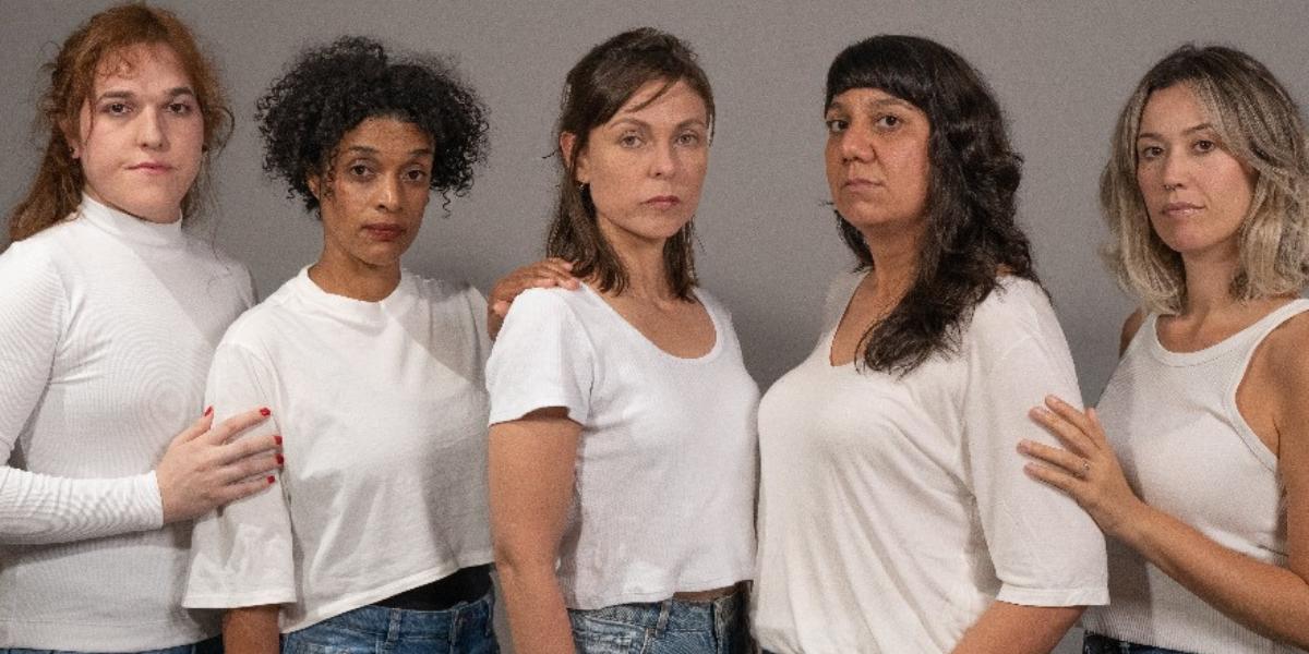 O Coletivo Cê traz ao Sesi de Santos o espetáculo teatral Dois Dedos, Parágrafo!, hoje e amanhã