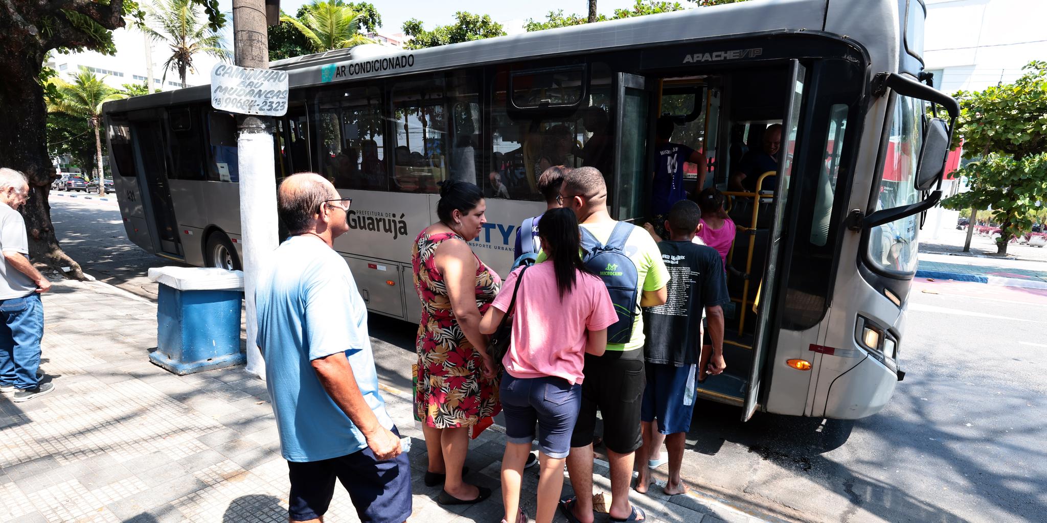 Preço da passagem vai subir para R$ 5,30, uma correção de 6%. Será o primeiro reajuste desde 2021