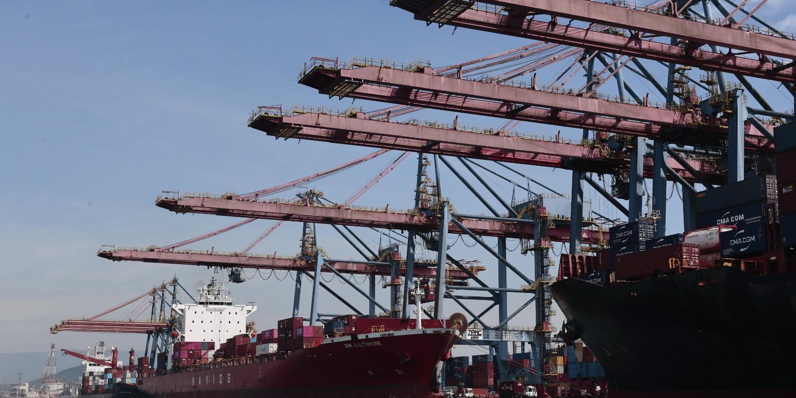 Em contêineres, o resultado é também histórico: foram 467.233 TEU, marca 1,4% maior do que em 2024.