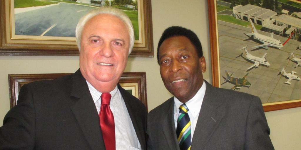 Pepito relembra episódios da vida do craque, no Brasil e nas andanças pelo mundo