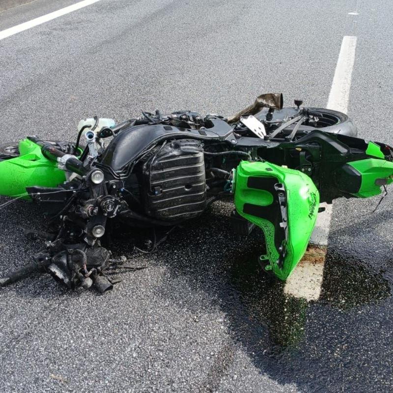 Motociclista não resistiu aos ferimentos e morreu no local
