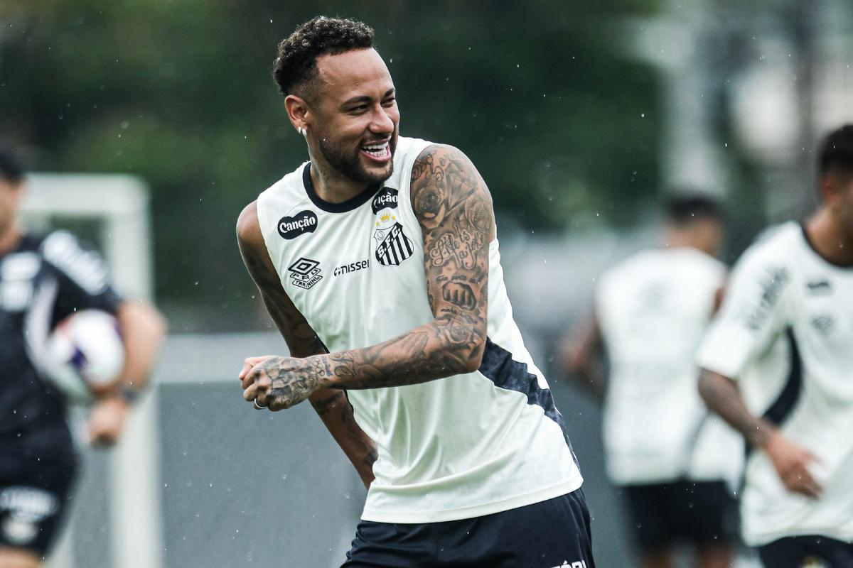 No possível último Paulistão da carreira, Neymar tenta manter o Santos em condição de brigar pelo título