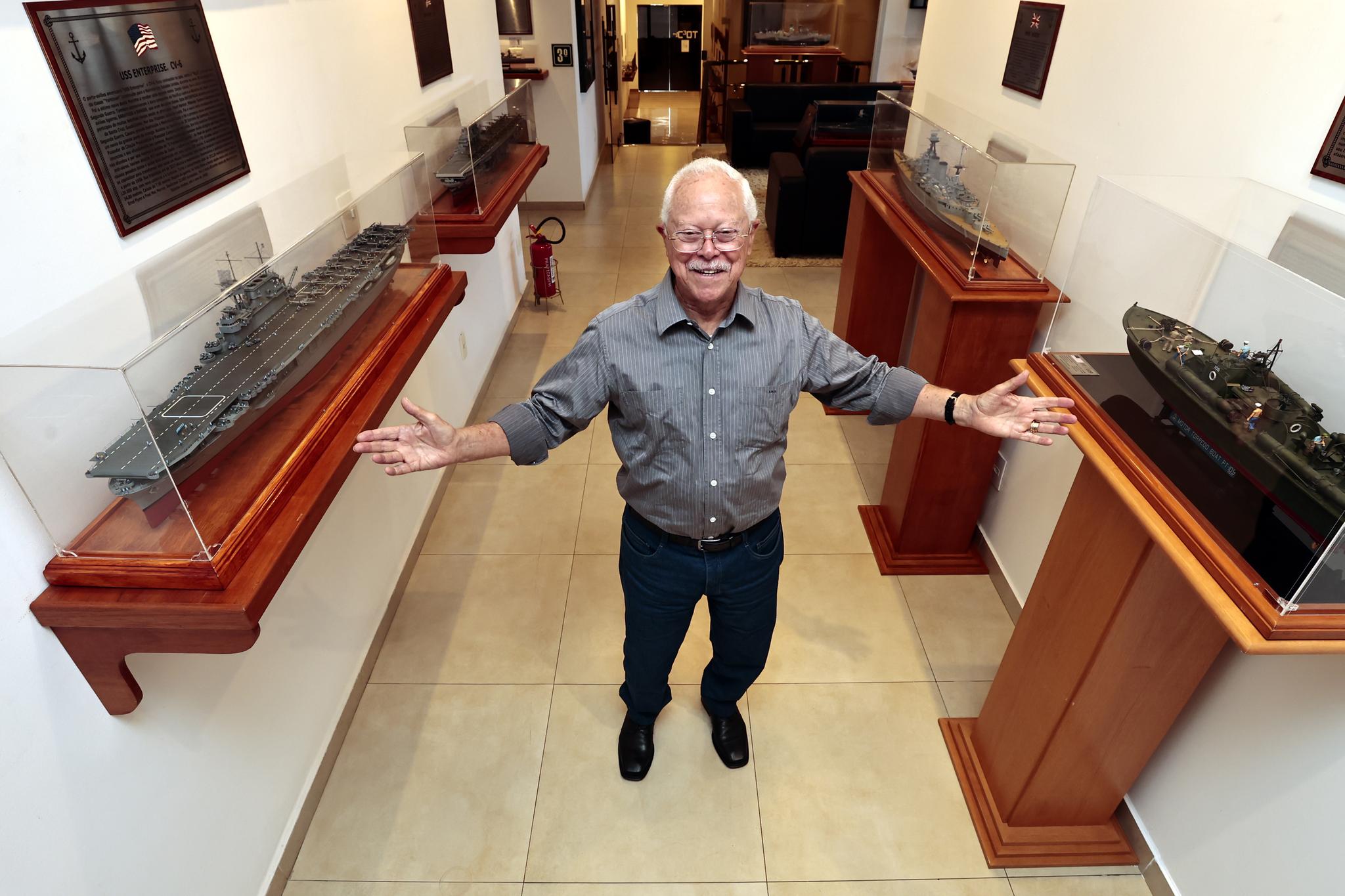 Idealizado pelo presidente da entidade, Fábio Fontes, acervo de miniaturas de embarcações é um santuário da memória marítima